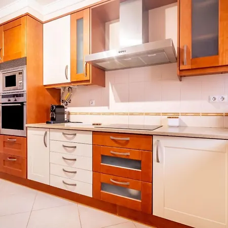Village Vilamoura, Pool And Private Parking * Quarteira